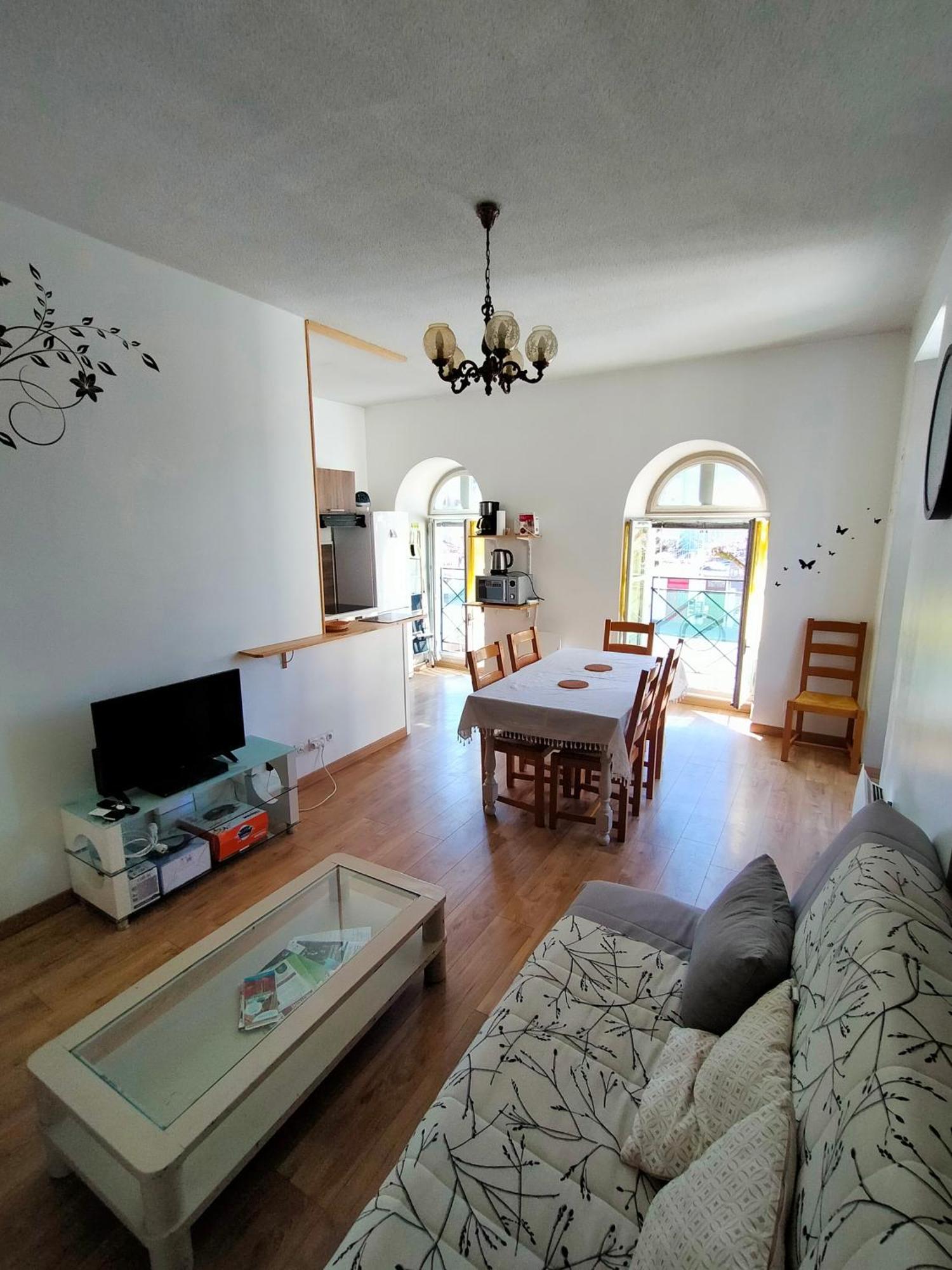 Le 6 Magnifique Appt Bagneres-De-Bigorre 3Etoiles Apartment Exterior photo